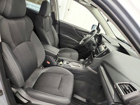 Used 2021 Subaru Forester Premium image 36