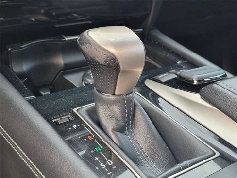 Used 2015 Lexus LS 460 AWD w/ F Sport Package image 7