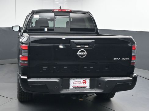 Certified 2022 Nissan Frontier SV w/ Technology Package image 7