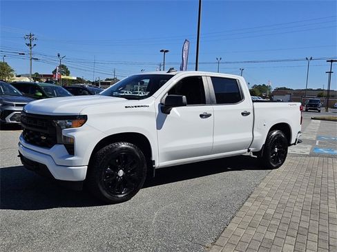 Used 2023 Chevrolet Silverado 1500 Custom w/ LPO, Dark Essentials Package image 3