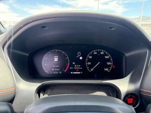 Used 2024 Honda HR-V Sport image 12