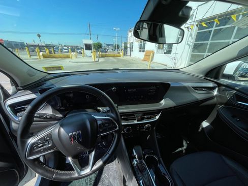 Used 2025 Buick Encore GX Preferred image 33