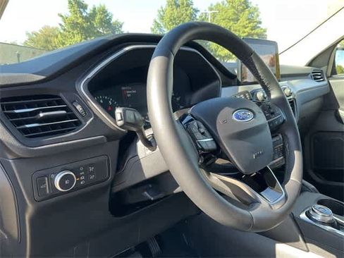 Used 2021 Ford Escape SEL image 10