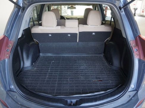 Used 2013 Toyota RAV4 XLE AWD/4WD image 16