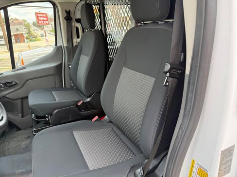 Used 2024 Ford Transit 250 Low Roof w/ Exterior Upgrade Package image 4