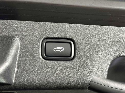 Used 2025 Kia Sportage EX w/ Premium Package image 26