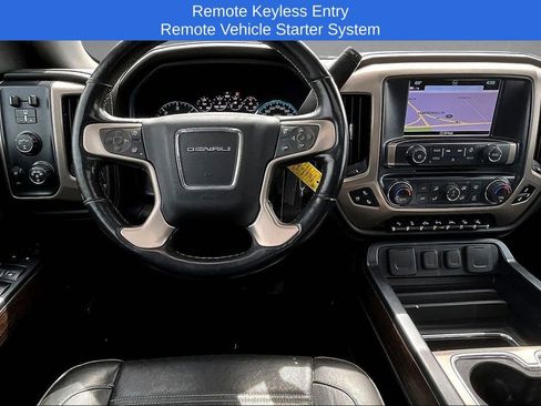 Used 2017 GMC Sierra 1500 Denali w/ Denali Ultimate Package AWD/4WD image 11