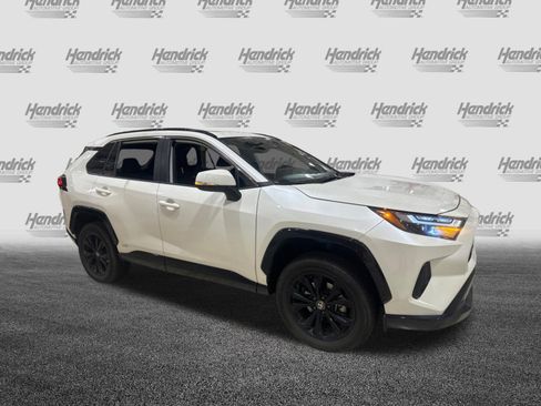 Used 2022 Toyota RAV4 SE w/ Convenience Package AWD/4WD image 48