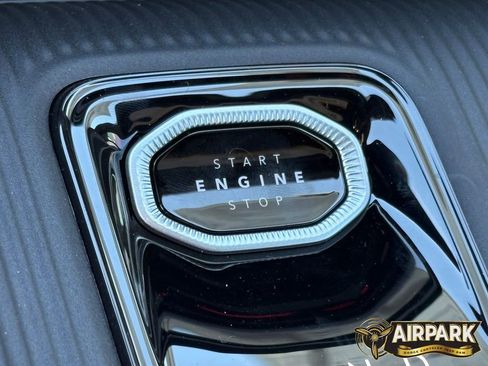 New 2026 Jeep Cherokee Limited image 19