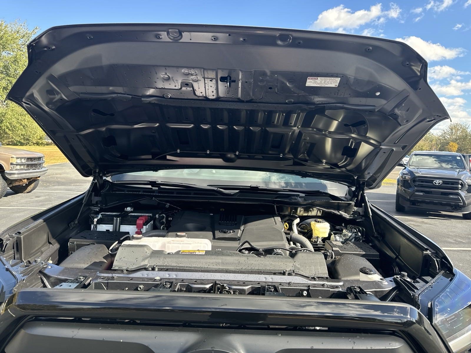 New 2025 Toyota Tundra SR w/ SR Tow Package AWD/4WD image 37