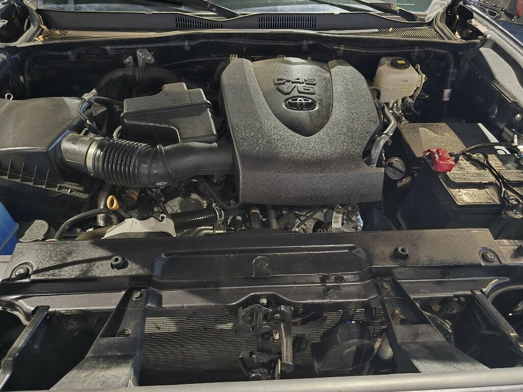 Used 2023 Toyota Tacoma TRD Pro AWD/4WD image 38