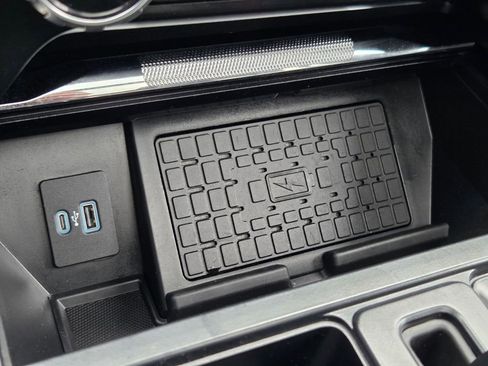 Used 2023 Ford F150 Lariat w/ Equipment Group 502A High image 9