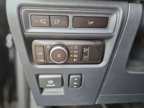 Used 2023 Ford F150 Lariat AWD/4WD image 28