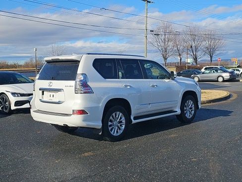 Used 2017 Lexus GX 460 image 12