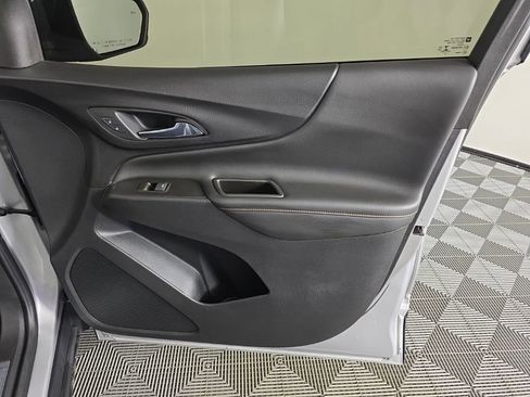 Used 2021 Chevrolet Equinox Premier image 39