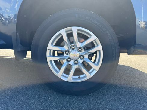 Used 2020 Chevrolet Silverado 1500 LTZ w/ Z71 Off-Road Package AWD/4WD image 5