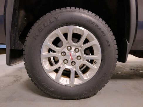 Used 2015 GMC Sierra 1500 SLE w/ SLE Value Package image 46