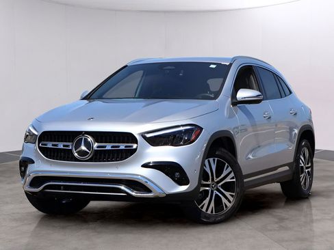 Certified 2026 Mercedes-Benz GLA 250 4MATIC image 1