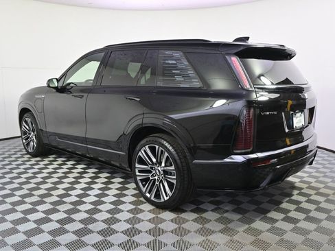 Certified 2026 Cadillac Vistiq Platinum w/ LPO, Floor Liner Package AWD/4WD image 3