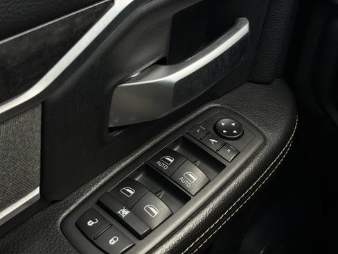 Used 2019 RAM 3500 Big Horn AWD/4WD image 9