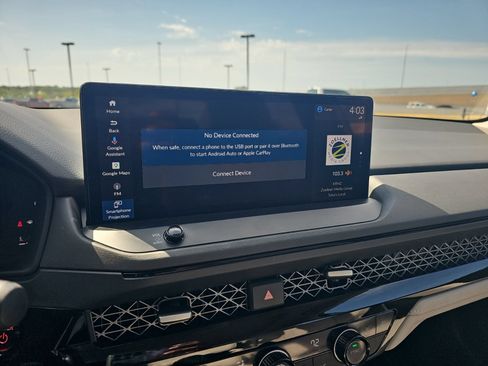 Used 2024 Honda Accord Touring image 18