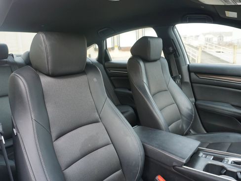 Used 2019 Honda Accord Sport image 18