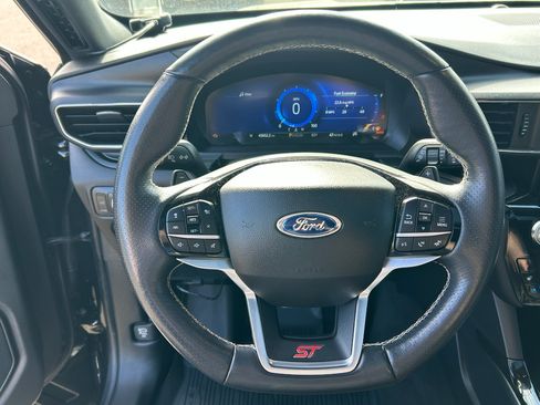 Used 2022 Ford Explorer ST w/ Equipment Group 401A AWD/4WD image 19