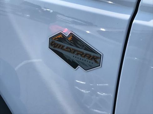 Used 2023 Ford Bronco Wildtrak AWD/4WD image 5