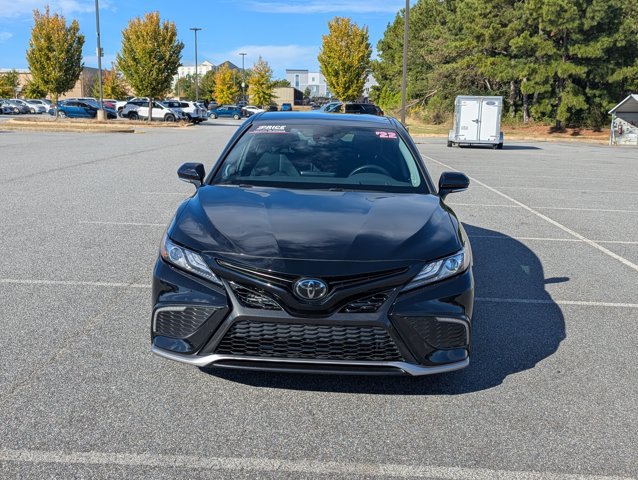 Used 2022 Toyota Camry XSE FWD image 2