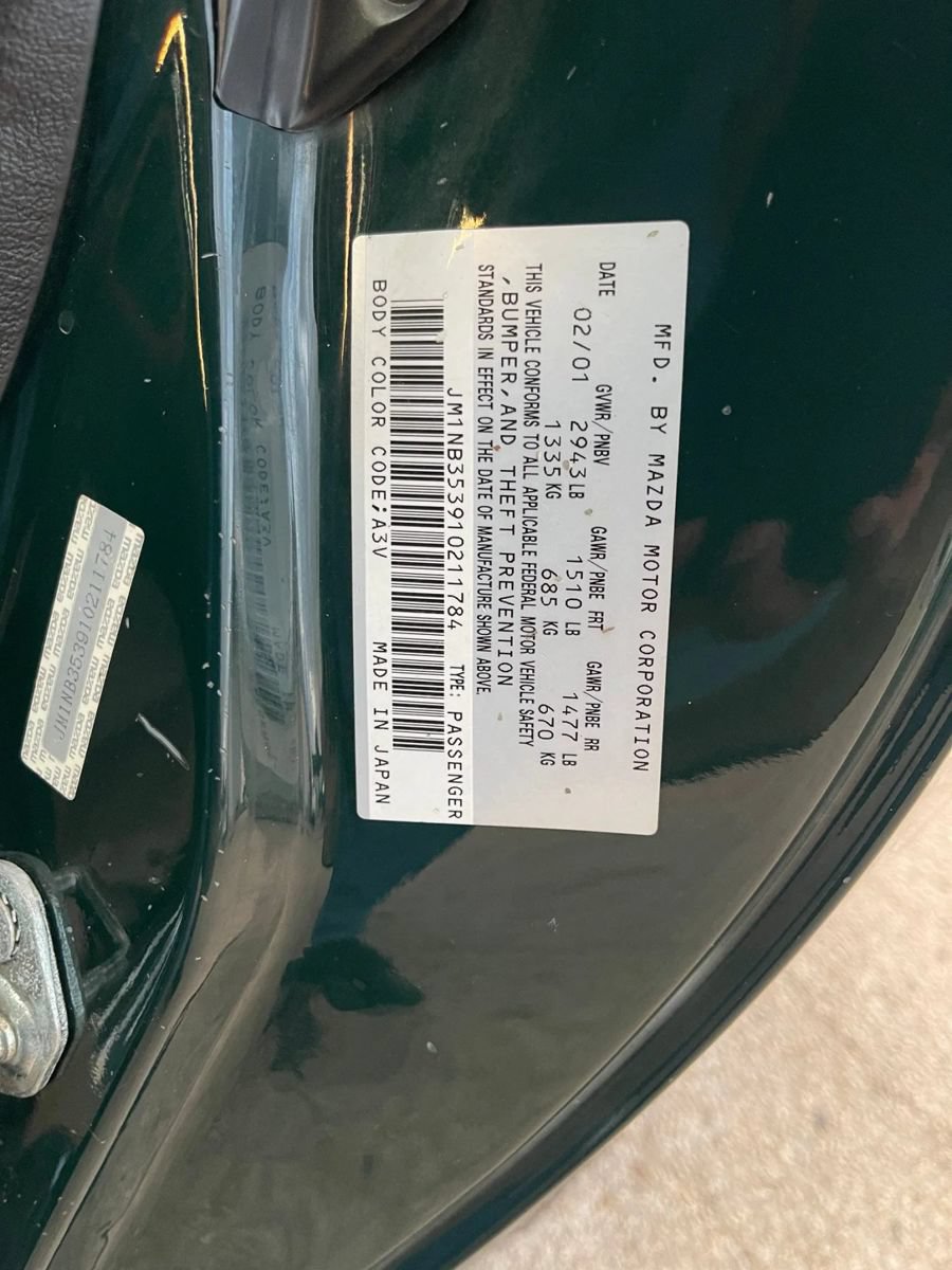 Used 2001 MAZDA MX-5 Miata RWD image 33