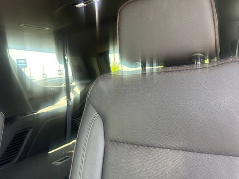 Used 2023 Chevrolet Tahoe High Country AWD/4WD image 10