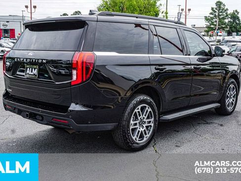 Used 2025 Ford Expedition Active AWD/4WD image 6
