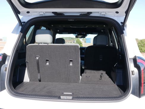 Used 2024 Kia Telluride EX X-Line image 14