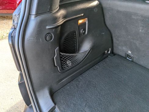 Used 2016 Jeep Renegade Latitude AWD/4WD image 32