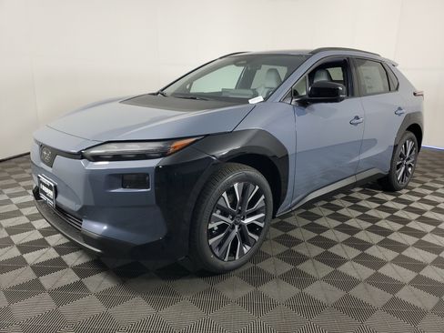 New 2026 Subaru Solterra Limited image 8