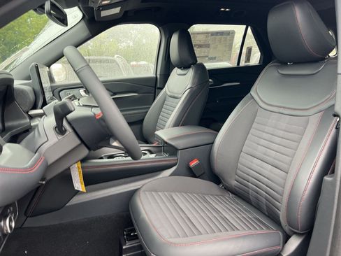 New 2026 Ford Explorer ST-Line w/ ST-Line Street Pack AWD/4WD image 13