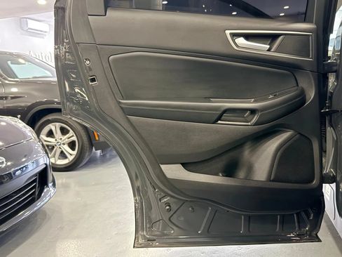 Used 2021 Ford Edge SEL FWD image 32