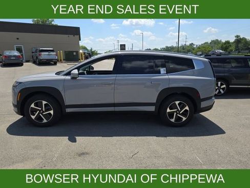 New 2026 Hyundai Ioniq 9 SE image 2