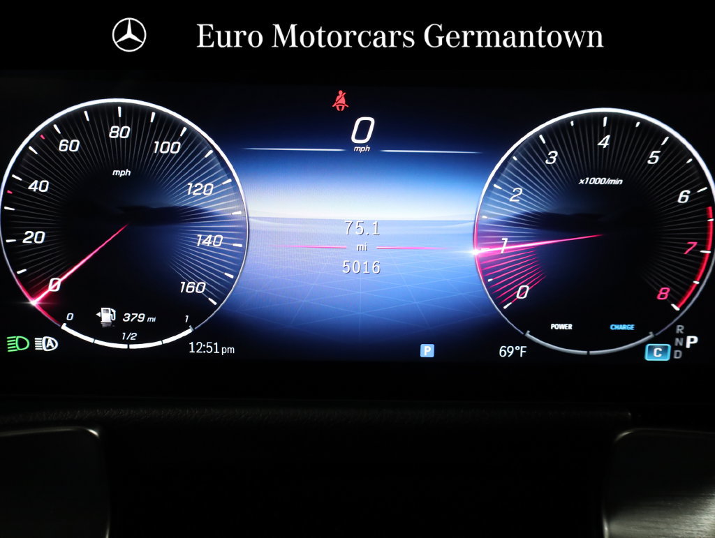 Used 2026 Mercedes-Benz GLB 250 4MATIC image 18