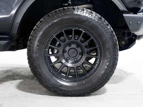 Used 2021 Ford Bronco 2-Door AWD/4WD image 35