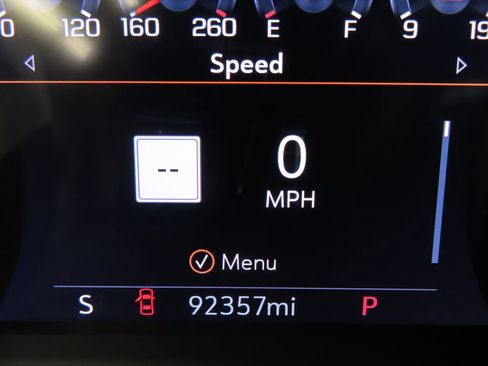 Used 2022 Chevrolet Silverado 1500 High Country w/ Technology Package image 16