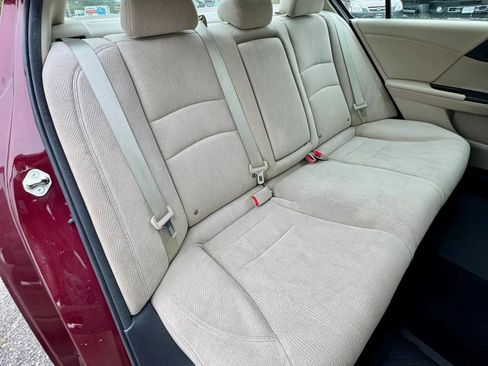 Used 2015 Honda Accord EX image 10