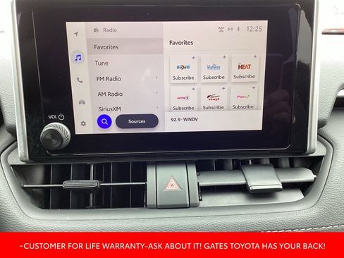 Used 2025 Toyota RAV4 XLE image 3