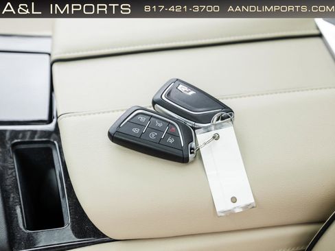 Used 2024 Cadillac Escalade Premium Luxury w/ Performance Package AWD/4WD image 72