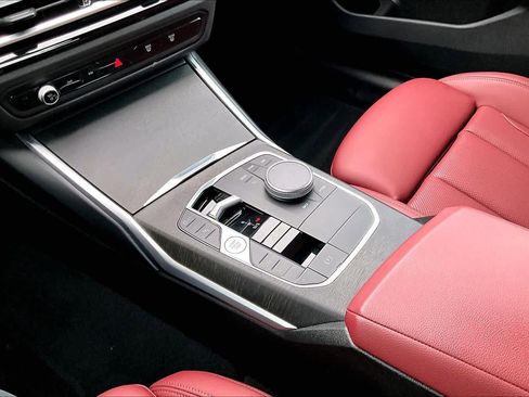 Used 2023 BMW 330i Sedan w/ Driving Assistance Package image 17