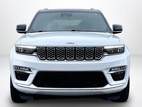 Used 2022 Jeep Grand Cherokee Summit AWD/4WD image 2