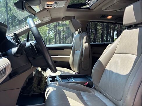 Used 2022 Honda Odyssey Elite image 21