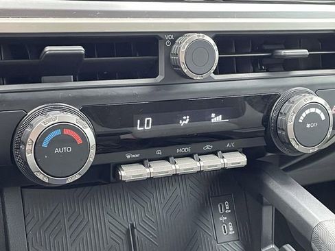 Used 2025 Toyota Tacoma TRD Sport RWD image 28
