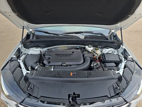 Used 2023 Buick Envision Essence AWD/4WD image 33