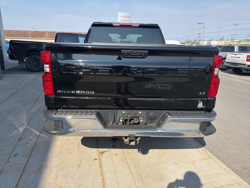 Used 2023 Chevrolet Silverado 1500 LT AWD/4WD image 7